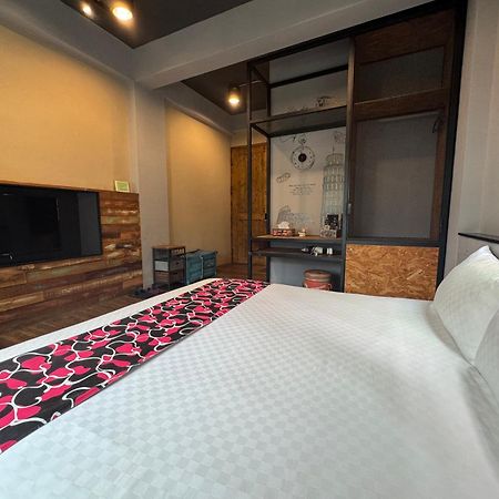 Cun Cuisine Homestay Тайнань Екстер'єр фото